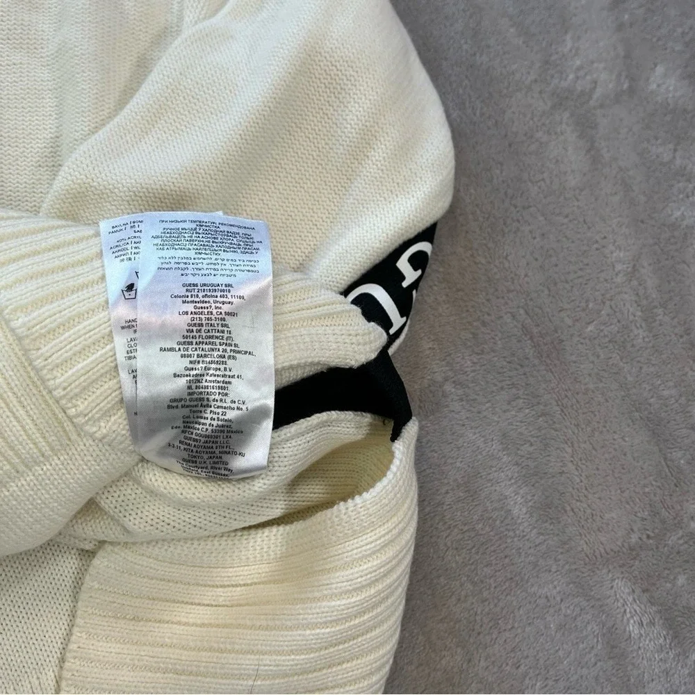 Guess NEW Sweater  XL White New V-Neck Knit Athleisur Streetwear Oversized Fall